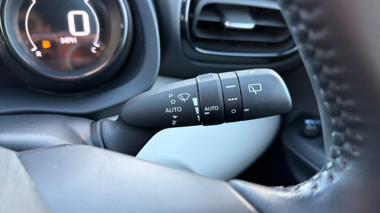 Toyota Yaris 1.5 Hybrid Excel 5dr CVT Hybrid Hatchback